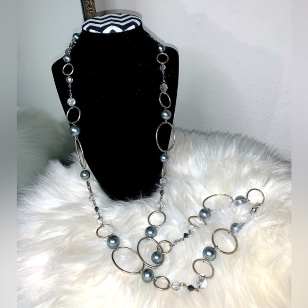 Retired Lia Sophia Necklace with Black Tone